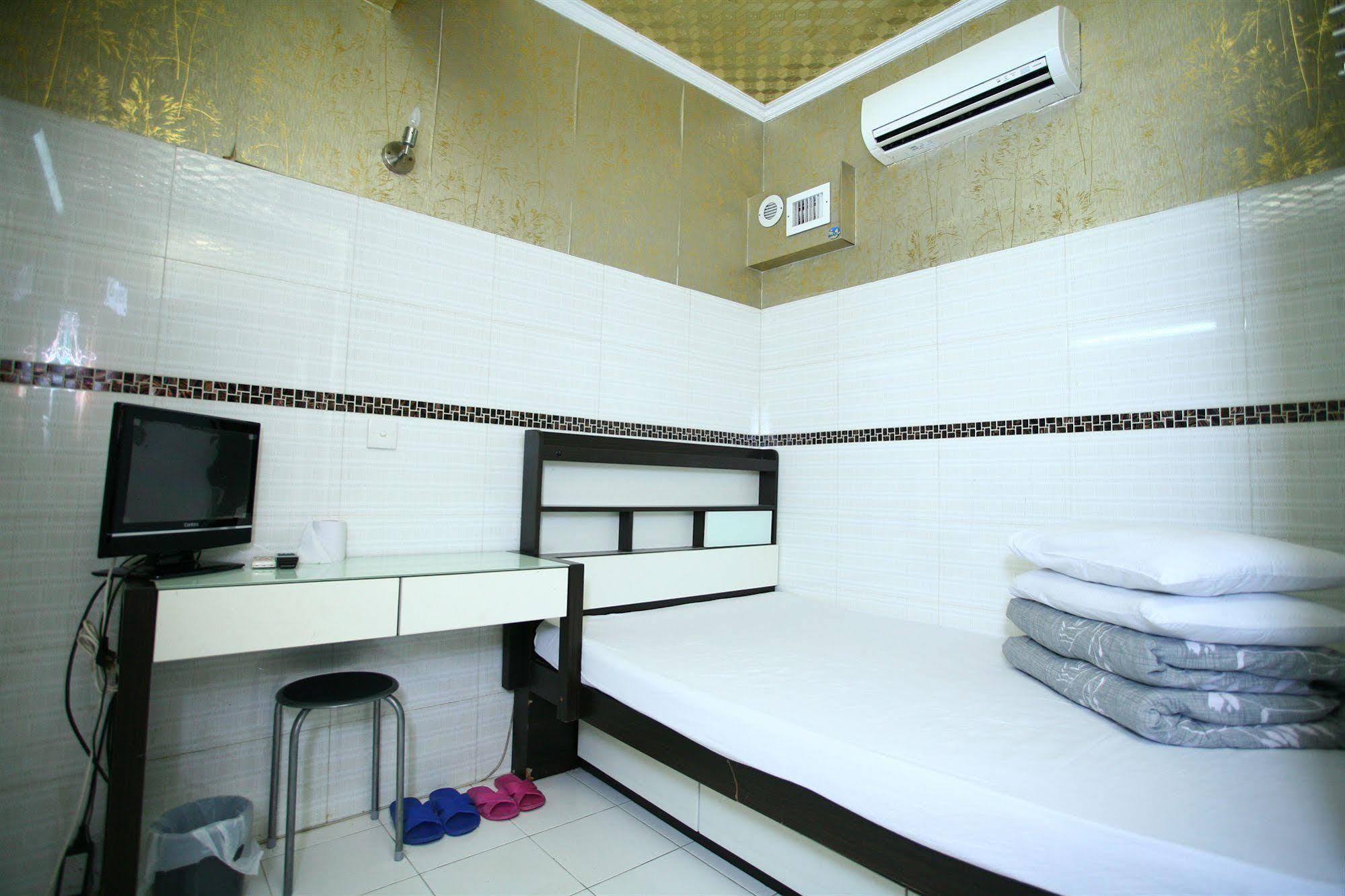 H K Commercial Inn Kowloon  Dış mekan fotoğraf